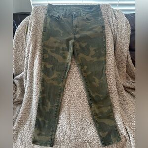 Camouflage Blank NYC skinny jean’s